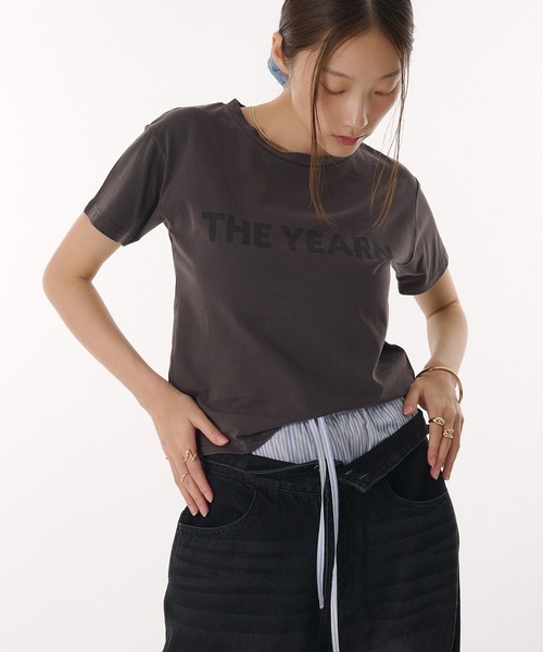 MUHET(ミュエータ)の「pigment logo t-shirt / ピグメント加工ロゴTシャツ(Tシャツ/カットソー・レディース・ブラウン/杢グレー/チャコールグレー/アイボリー・FREE)」の21枚目の写真