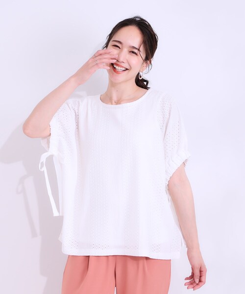 DRESKIP（ドレスキップ）の「【S-LL/二の腕カバー】お袖ギャザーリボン アイレット刺繍トップス（シャツ/ブラウス・レディース・ブルー/アイボリー/ブラック・01/02/03/04）」の12枚目の写真