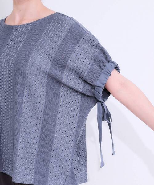 DRESKIP（ドレスキップ）の「【S-LL/二の腕カバー】お袖ギャザーリボン アイレット刺繍トップス（シャツ/ブラウス・レディース・ブルー/アイボリー/ブラック・01/02/03/04）」の20枚目の写真