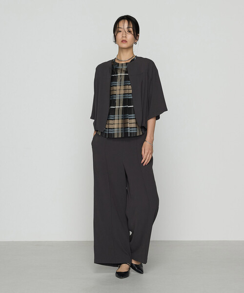 K.T KIYOKO TAKASE（キヨコタカセ）の「バックサテンジョーゼット クロップドワイドパンツ（その他パンツ・レディース・ネイビー/ダークグレー・9号/7号）」の17枚目の写真