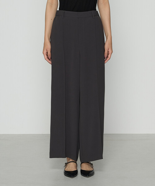 K.T KIYOKO TAKASE（キヨコタカセ）の「バックサテンジョーゼット クロップドワイドパンツ（その他パンツ・レディース・ネイビー/ダークグレー・9号/7号）」の11枚目の写真