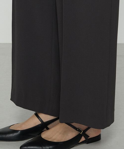 K.T KIYOKO TAKASE（キヨコタカセ）の「バックサテンジョーゼット クロップドワイドパンツ（その他パンツ・レディース・ネイビー/ダークグレー・9号/7号）」の5枚目の写真