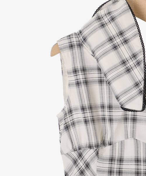 MAJESTIC LEGON（マジェスティックレゴン）の「チョーカーセットビッグカラーワンピース（ワンピース・レディース・ブラック/ホワイト系その他2/ブラック系その他・SMALL/MEDIUM）」の4枚目の写真