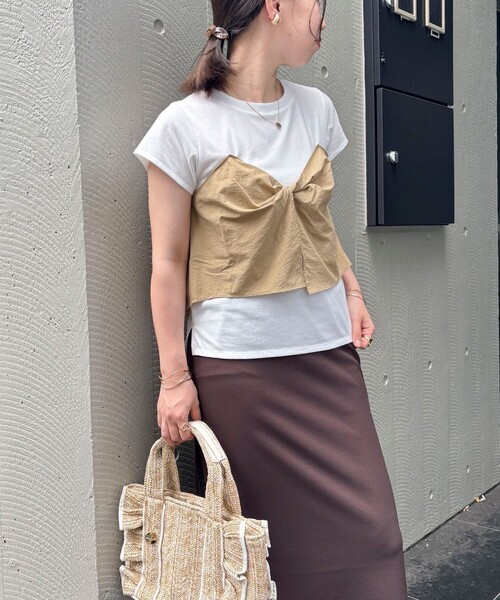 fredy couleur（フレディクルール）の「ねじりビスチェドッキングTシャツ（Tシャツ/カットソー・レディース・オフホワイト/ブラック・38）」の13枚目の写真