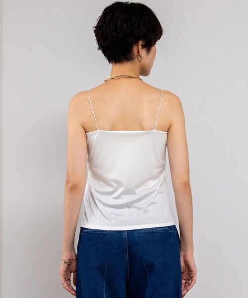 NOLLEY’S Sophi（ノーリーズソフィ）の「【追加】サテンスムースベアトップ（キャミソール・レディース・オフホワイト/ブラック・36/38）」の8枚目の写真