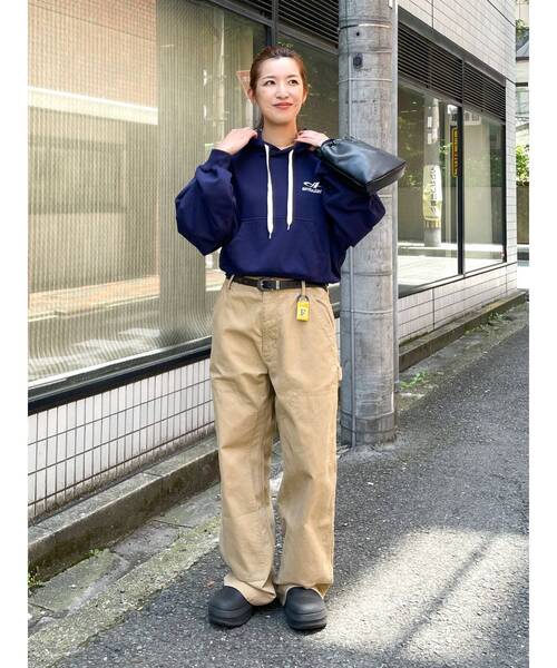 Ungrid(アングリッド)の「【WEB限定】ショートロゴプリントパーカー(パーカー・レディース・ライトグレー/ブラウン/ネイビー・FREE)」の16枚目の写真