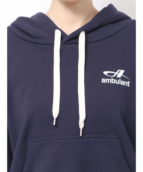 Ungrid(アングリッド)の「【WEB限定】ショートロゴプリントパーカー(パーカー・レディース・ライトグレー/ブラウン/ネイビー・FREE)」の11枚目の写真