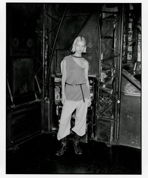 maturely（マチュアリー）の「【1/15再値下げ】maturely / グリッターミニワンピース（ワンピース・レディース・シルバー/ゴールド・ONE SIZE）」の19枚目の写真