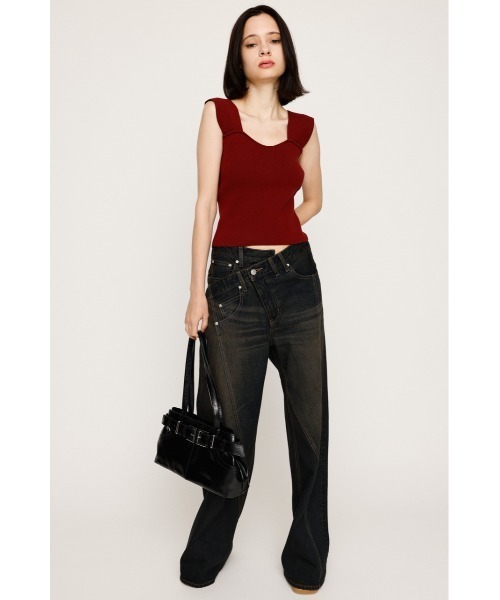 SLY(スライ)の「SQUARE NECK KNIT TANK スクエアネック ニット タンク サマーニット 夏服 ノースリーブトップス(タンクトップ・レディース・オフホワイト/杢グレー/ブラック/バーガンディー・FREE)」の19枚目の写真