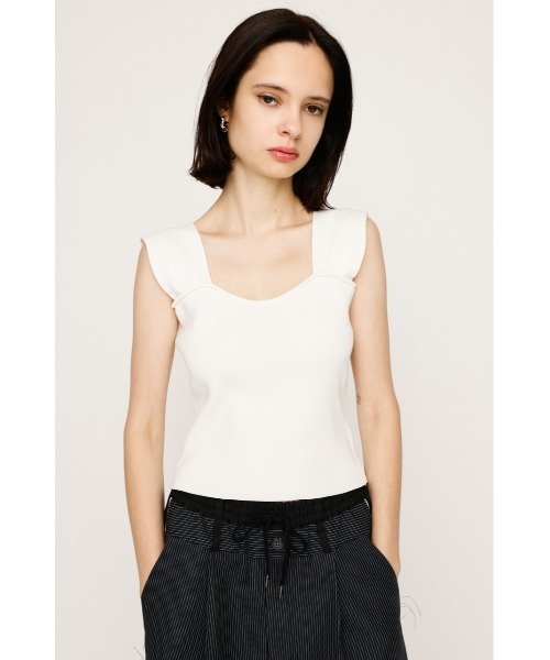 SLY(スライ)の「SQUARE NECK KNIT TANK スクエアネック ニット タンク サマーニット 夏服 ノースリーブトップス(タンクトップ・レディース・オフホワイト/杢グレー/ブラック/バーガンディー・FREE)」の5枚目の写真