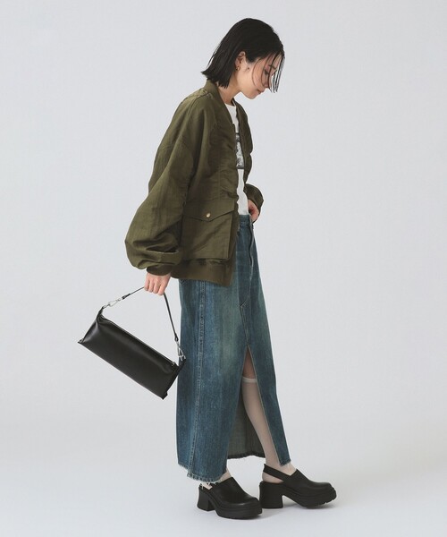 Ray BEAMS（レイビームス）の「シャーリング MA-1 ブルゾン（MA-1・レディース・ブラック/オリーブ/ベージュ・ONE SIZE）」の17枚目の写真