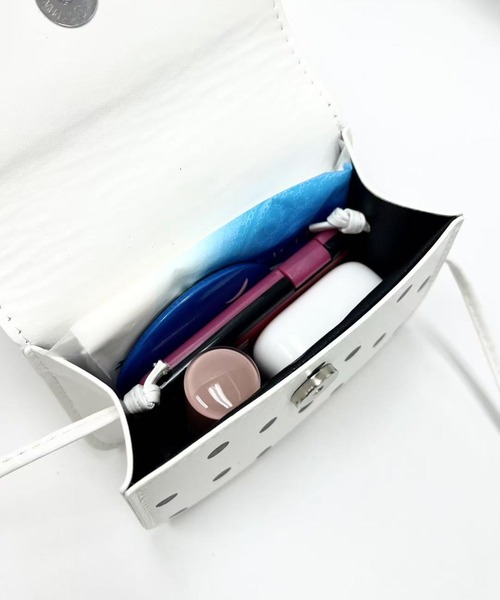 mebole(メボレ)の「ドットミニショルダーバッグ(ショルダーバッグ・レディース・レッド/ホワイト/ブラック・FREE)」の18枚目の写真