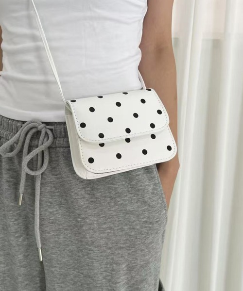 mebole(メボレ)の「ドットミニショルダーバッグ(ショルダーバッグ・レディース・レッド/ホワイト/ブラック・FREE)」の20枚目の写真