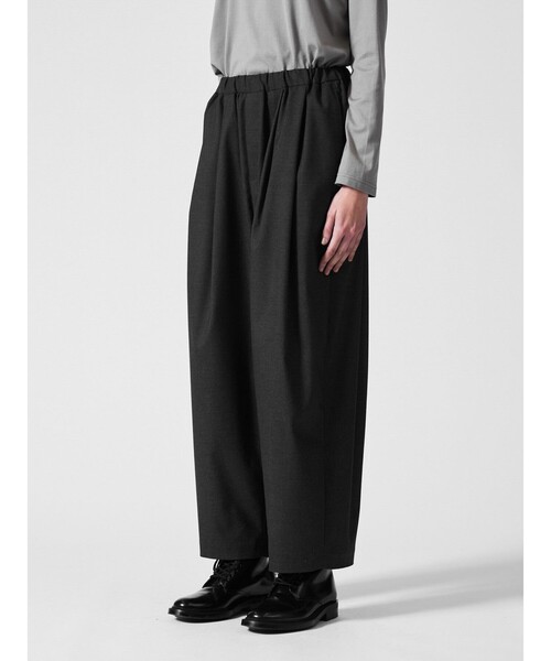 mizuiroind（ミズイロインド）の「mizuiro ind ワイドタックパンツ（その他パンツ・レディース・グレー系2/ブラック系2/アイボリー/グレー系その他3/ブルー系その他2/ライトグレー/ネイビー/ブラック・FREE）」の21枚目の写真