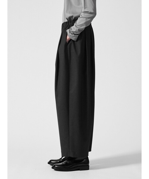 mizuiroind（ミズイロインド）の「mizuiro ind ワイドタックパンツ（その他パンツ・レディース・グレー系2/ブラック系2/アイボリー/グレー系その他3/ブルー系その他2/ライトグレー/ネイビー/ブラック/グレー・FREE）」の10枚目の写真