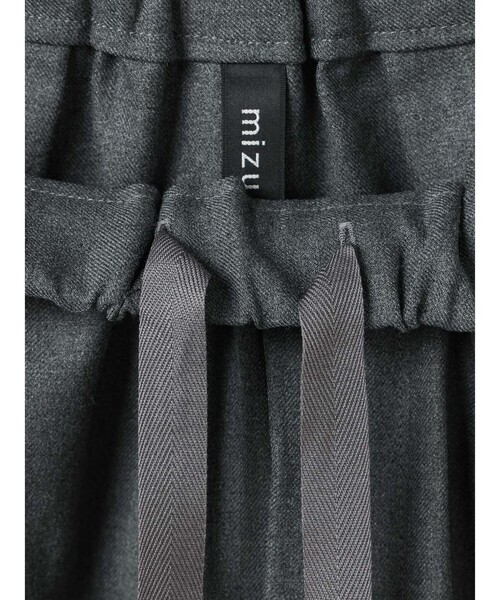 mizuiroind（ミズイロインド）の「mizuiro ind ワイドタックパンツ（その他パンツ・レディース・グレー系2/ブラック系2/アイボリー/グレー系その他3/ブルー系その他2/ライトグレー/ネイビー/ブラック/グレー・FREE）」の16枚目の写真