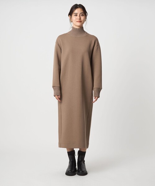 green label relaxing（グリーンレーベルリラクシング）の「ダンボール ハイネック ワンピース（ワンピース・レディース・ブラック/モカ/ダークグレー・FREE）」の15枚目の写真