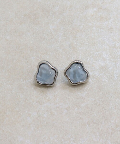 fredy emue(フレディエミュ)の「アメーバクリアピアス(ピアス(両耳用)・レディース・ブルー/ミント/クリア・FREE)」の11枚目の写真