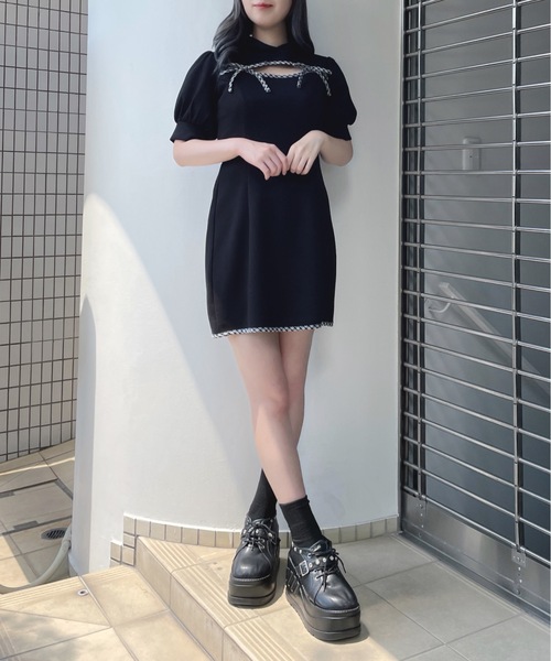 abc une face(アーベーセーアンフェイス)の「フロントアキパーカーワンピース(ワンピース・レディース・グレー/ブラック/ベージュ・FREE)」の7枚目の写真