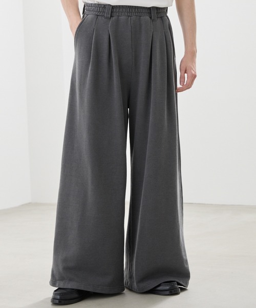 LUENNA(ルエナ)の「【LUENNA】2-Tuck Wide Sweat Pants / 2タックワイドスウェットパンツ(スウェットパンツ・メンズ・グレー/ブラック/チャコールグレー・S/M/L)」の1枚目の写真