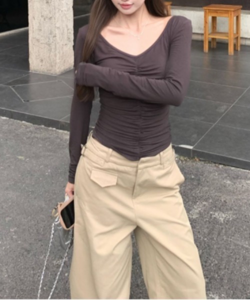 Vipoa（ヴィポア）の「gather slim tops（Tシャツ/カットソー・レディース・ホワイト/グレー・FREE）」の20枚目の写真