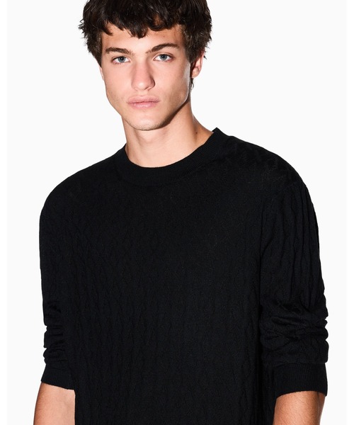 ARMANI EXCHANGE(アルマーニエクスチェンジ)の「【A|X アルマーニ エクスチェンジ】オールオーバージャカードロゴ ニットプルオーバー(ニット/セーター・メンズ・ブラック・X-SMALL/X-LARGE/LARGE/MEDIUM/SMALL)」の2枚目の写真