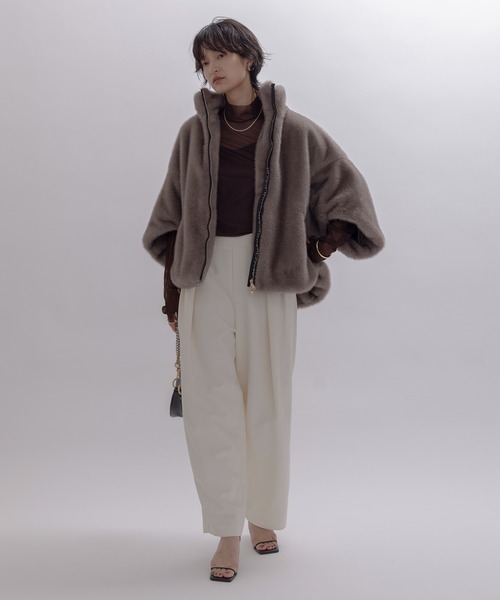 Eimee Law（エイミーロウ）の「ミンクファー スタンドネックショートコート（その他アウター・レディース・モカ/アイボリー/ブラウン・FREE）」の14枚目の写真