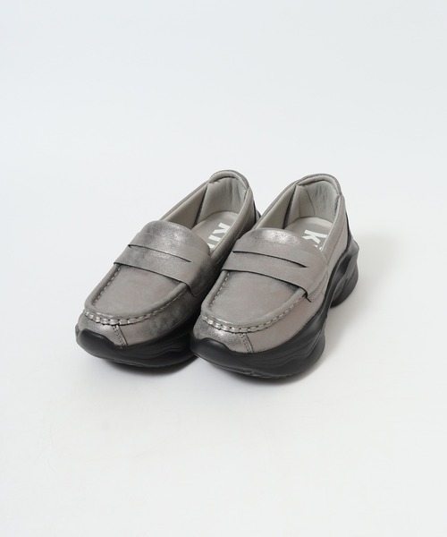 kitson(キットソン)の「Kitson ボリュームソール ローファー スニーカー スリッポン(ローファー・レディース・シルバー/ブラック・24.5cm/24cm/23.5cm/23cm)」の6枚目の写真