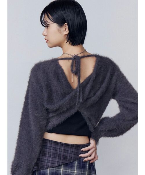 EMODA（エモダ）の「バッククロス2WAYニット（ニット/セーター・レディース・グレー/アイボリー/ブラック/ブルー・FREE）」の20枚目の写真