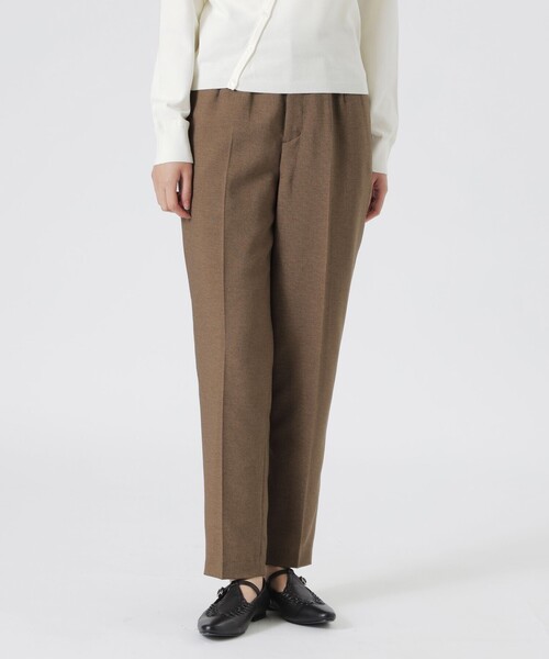 LOVELESS(ラブレス)の「フロントダーツテーパードパンツ(スラックス・レディース・ブラウン系その他3/ブラック・36/34)」の6枚目の写真