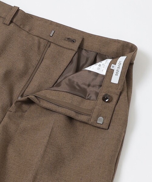 LOVELESS(ラブレス)の「フロントダーツテーパードパンツ(スラックス・レディース・ブラウン系その他3/ブラック・36/34)」の17枚目の写真