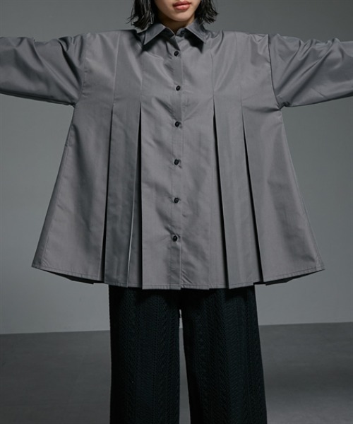 Soiunique（スワユニーク）の「前後プリーツデザイン前ボタン長袖シャツ ［Soiunique］（シャツ/ブラウス・レディース・オフホワイト/ブルー/チャコールグレー・FREE）」の20枚目の写真