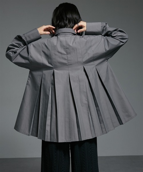 Soiunique（スワユニーク）の「前後プリーツデザイン前ボタン長袖シャツ ［Soiunique］（シャツ/ブラウス・レディース・オフホワイト/ブルー/チャコールグレー・FREE）」の21枚目の写真