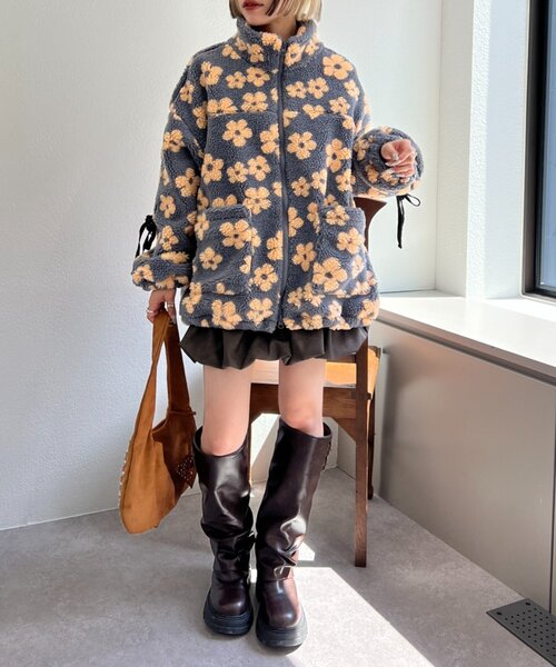 w closet（ダブルクローゼット）の「花柄ボアラインブルゾン（ブルゾン