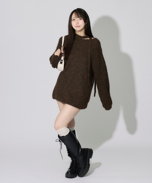 ALLuRing ChaRm(アリュリングチャーム)の「Neck String Over Knit / 首紐オーバーニットワンピース(ニット/セーター・レディース・ホワイト/ブラウン・FREE)」の14枚目の写真