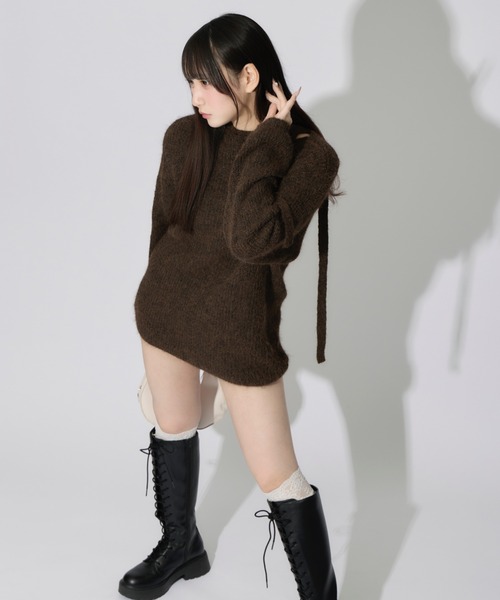 ALLuRing ChaRm(アリュリングチャーム)の「Neck String Over Knit / 首紐オーバーニットワンピース(ニット/セーター・レディース・ホワイト/ブラウン・FREE)」の17枚目の写真