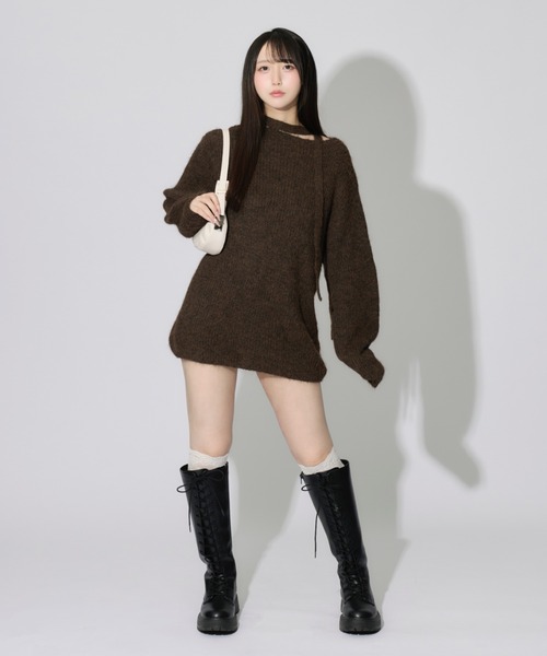 ALLuRing ChaRm(アリュリングチャーム)の「Neck String Over Knit / 首紐オーバーニットワンピース(ニット/セーター・レディース・ホワイト/ブラウン・FREE)」の13枚目の写真