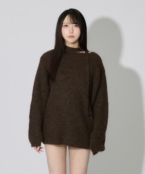 ALLuRing ChaRm(アリュリングチャーム)の「Neck String Over Knit / 首紐オーバーニットワンピース(ニット/セーター・レディース・ホワイト/ブラウン・FREE)」の9枚目の写真