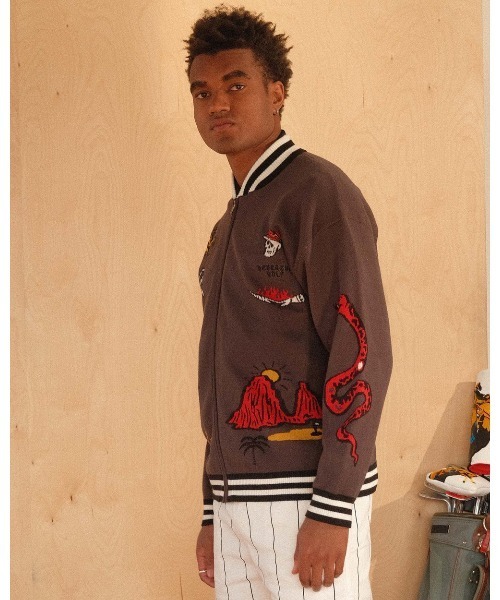 DEVEREUX GOLF（デヴァローゴルフ）の「Out of Bounds Knit Jacket（ブルゾン・メンズ・ブラウン・SMALL/MEDIUM）」の4枚目の写真