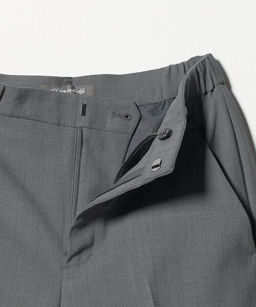A DAY IN THE LIFE UNITED ARROWS(アデイインザライフユナイテッドアローズ)の「ドビー テーパードパンツ ‐マシンウォッシャブル・セットアップ対応‐ <A DAY IN THE LIFE>(その他パンツ・レディース・モカ/ネイビー/グレー系・36/38/40)」の22枚目の写真