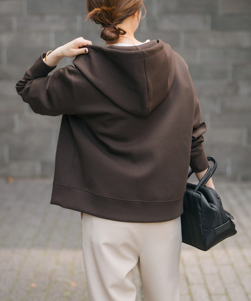 Spick & Span（スピックアンドスパン）の「《WEB限定 / 追加3》ストレッチジップフードパーカー（パーカー・レディース・ブラウン・FREE）」の3枚目の写真