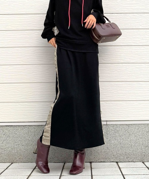 Q(キュー)の「ソフトダンボールドッキングスカート(スカート・レディース・チャコールグレー/ブラック・MEDIUM)」の1枚目の写真