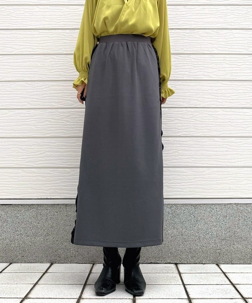Q(キュー)の「ソフトダンボールドッキングスカート(スカート・レディース・チャコールグレー/ブラック・MEDIUM)」の6枚目の写真