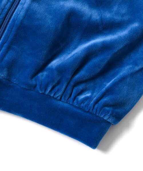 BREEZE（ブリーズ）の「Bpop ベビーベロアセットアップ（セットアップ・キッズ・アイボリー/ブルー・70/80）」の7枚目の写真