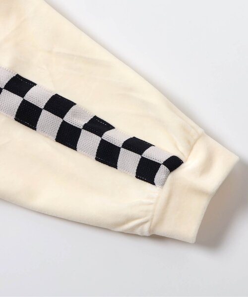 BREEZE（ブリーズ）の「Bpop ベビーベロアセットアップ（セットアップ・キッズ・アイボリー/ブルー・70/80）」の14枚目の写真