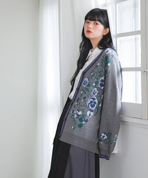 somari imagination(ソマリ イマジネーション)の「『花柄ジャカードニットカーディガン』(カーディガン/ボレロ・レディース・ライトベージュ・FREE)」の20枚目の写真