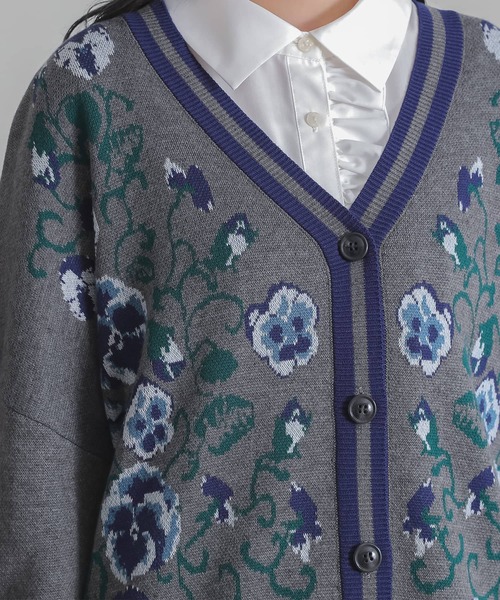 somari imagination(ソマリ イマジネーション)の「『花柄ジャカードニットカーディガン』(カーディガン/ボレロ・レディース・ライトベージュ・FREE)」の15枚目の写真