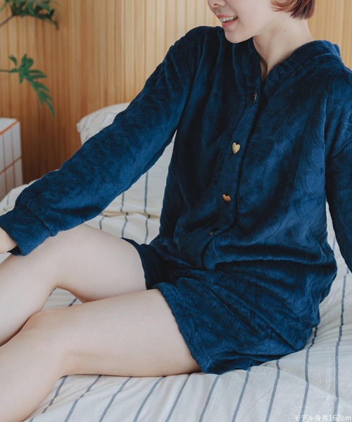 fran de lingerie（フランデランジェリー）の「もこもこ ルームウェア ショートパンツ レディース 冬 あったか パジャマ モコモコ 着る毛布「メモリーフリース」（ルームウェア/パジャマ・レディース・オフホワイト/ワイン系/ネイビー/ブラウン系その他・M-L）」の20枚目の写真