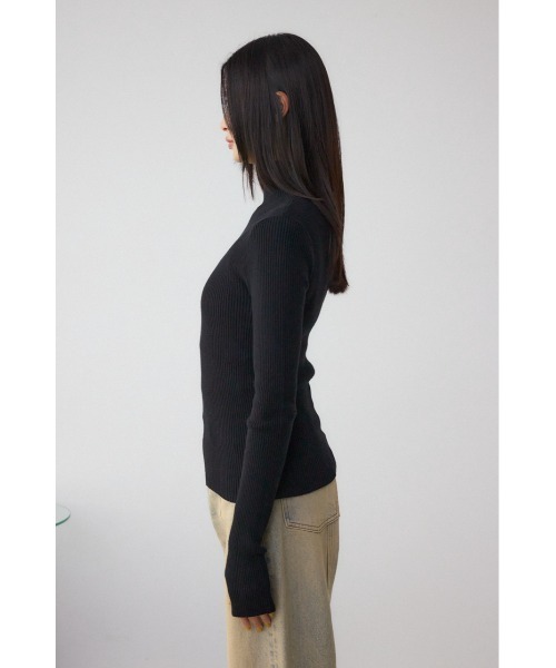 AZUL by moussy（アズールバイマウジー）の「サムホールリブニットトップス（ニット/セーター・レディース・杢グレー/アイボリー/ブラック/グリーン/レッド・FREE）」の22枚目の写真