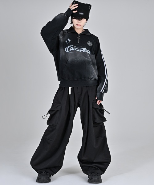 ADRER（アドラー）の「TR 3D volume wide cargo pants / TR 3D ボリューム ワイド カーゴパンツ（カーゴパンツ・メンズ・ライトグレー/ブラック・M/S/XS/L）」の5枚目の写真